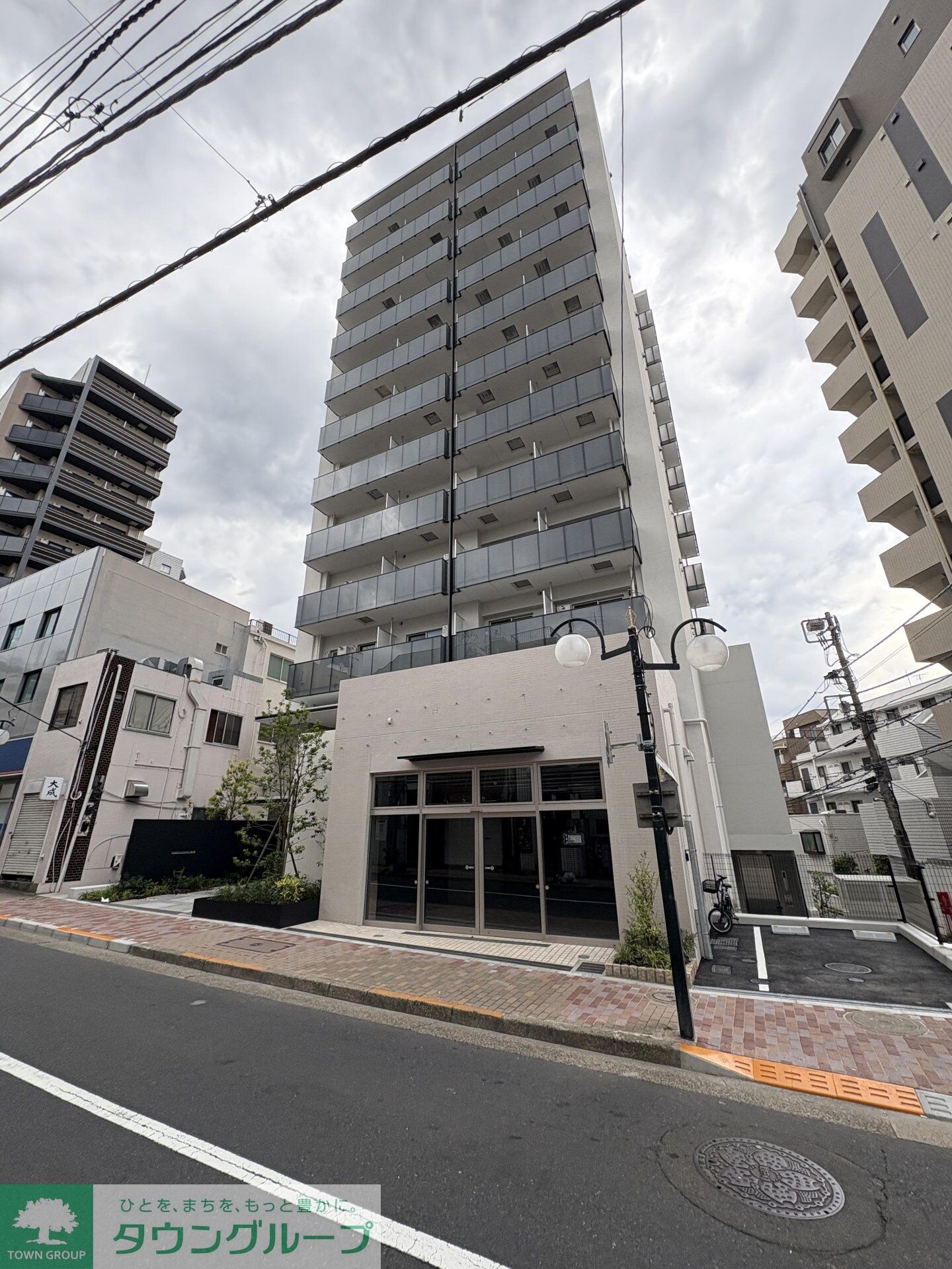 クレストコート東中野の物件外観写真