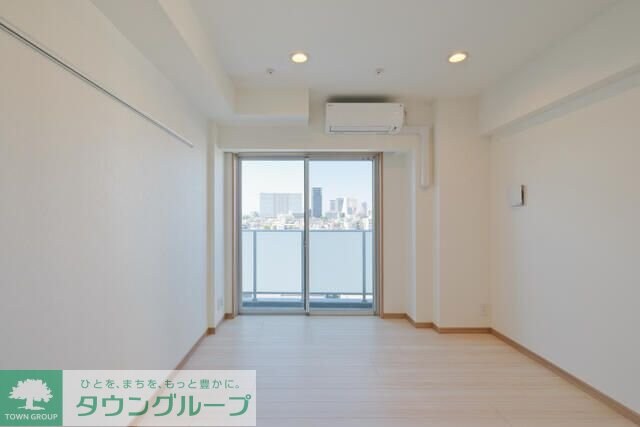 エストゥルース東高円寺の物件内観写真