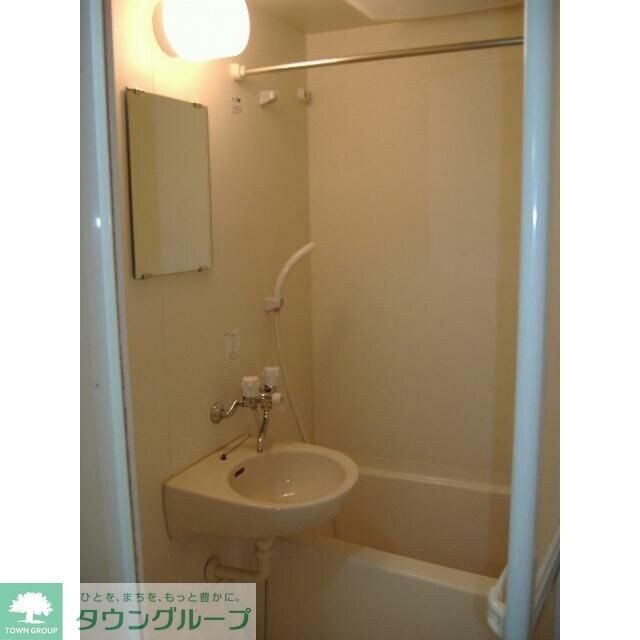 ビイルーム新宿(ビイルームシンジュク)の物件内観写真