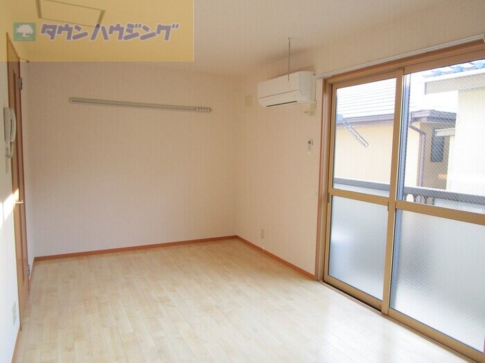 カルミアエステートの物件内観写真