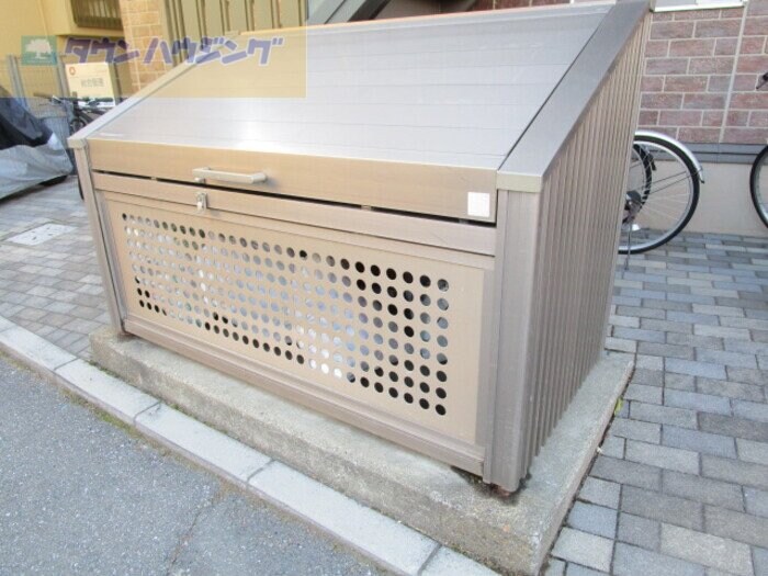 カルミアエステートの物件内観写真