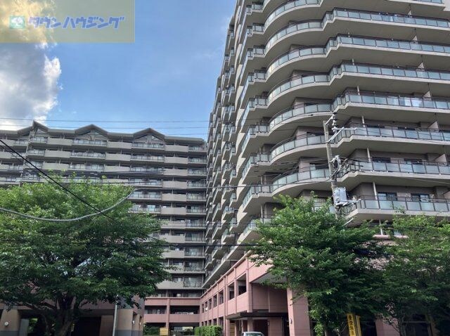 プローラ津田沼の物件外観写真