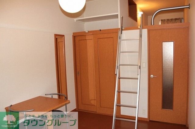 レオパレスアザレアの物件内観写真