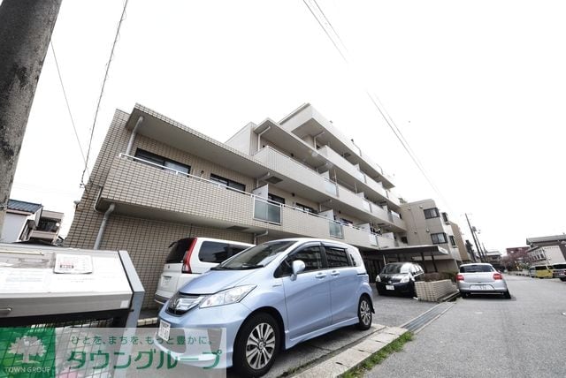 メゾンリヴィエール道場北の物件外観写真