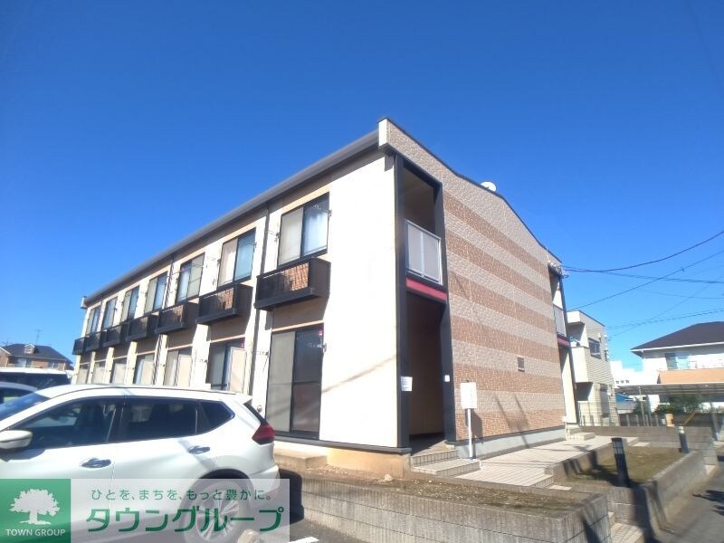 レオパレスフォーブル21の物件外観写真