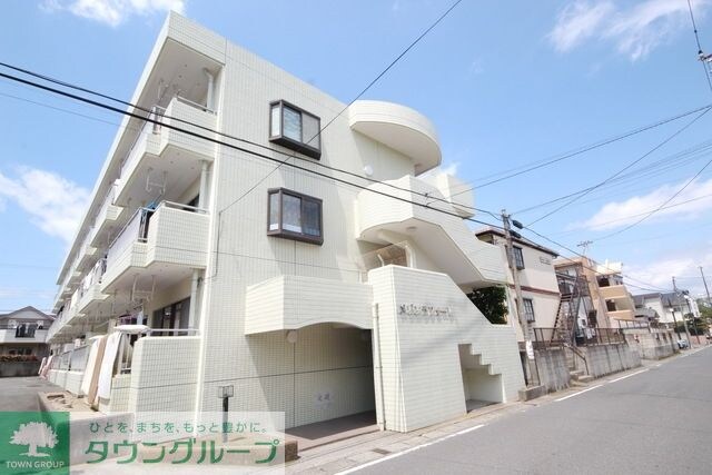 メゾンラフォーレの物件外観写真