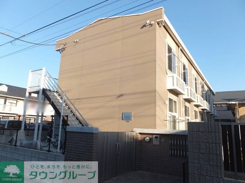 レオパレスフリーデの物件外観写真