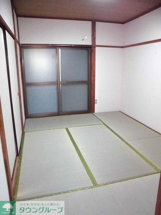 ガーデン関口の物件内観写真