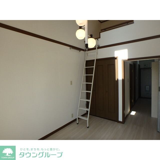 フロンティアIII D棟の物件内観写真