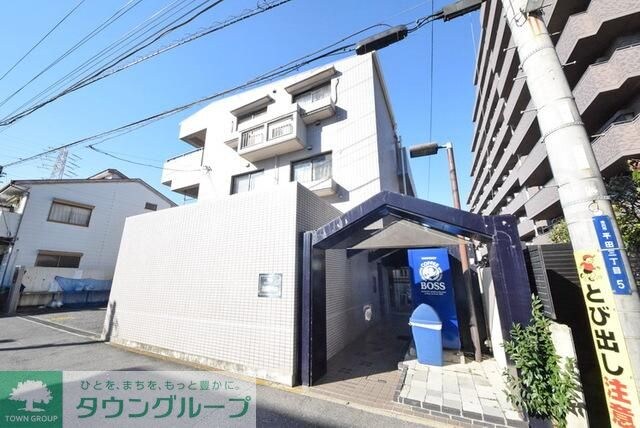 リズ市川平田の物件外観写真