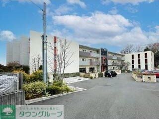 CRESCENT COURTの物件内観写真