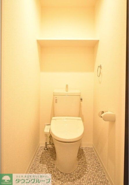 CRESCENT COURTの物件内観写真