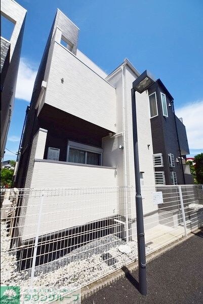 グランティックKRSの物件外観写真