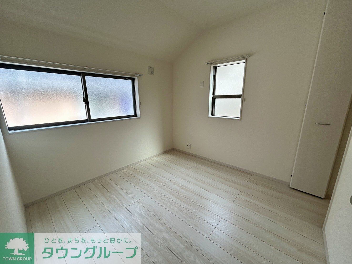 矢作町戸建の物件内観写真