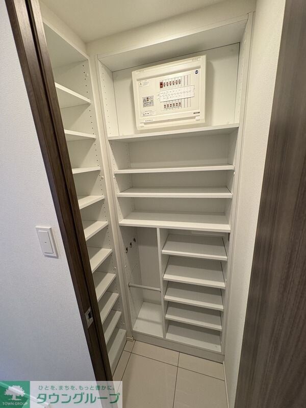 センチュリー千葉みなとの物件内観写真