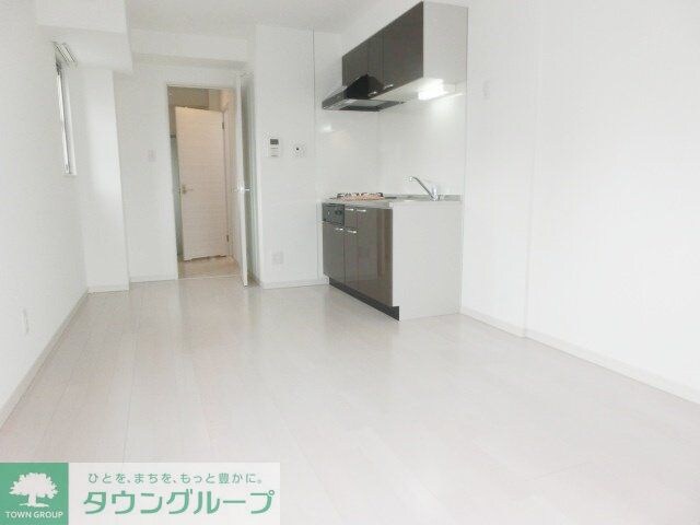 シャリマー ディスの物件内観写真