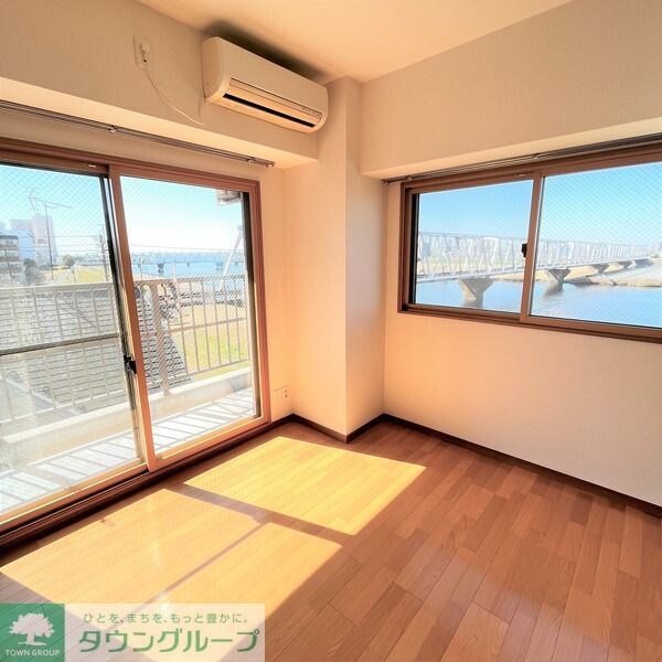 ヤサカハイム市川の物件内観写真