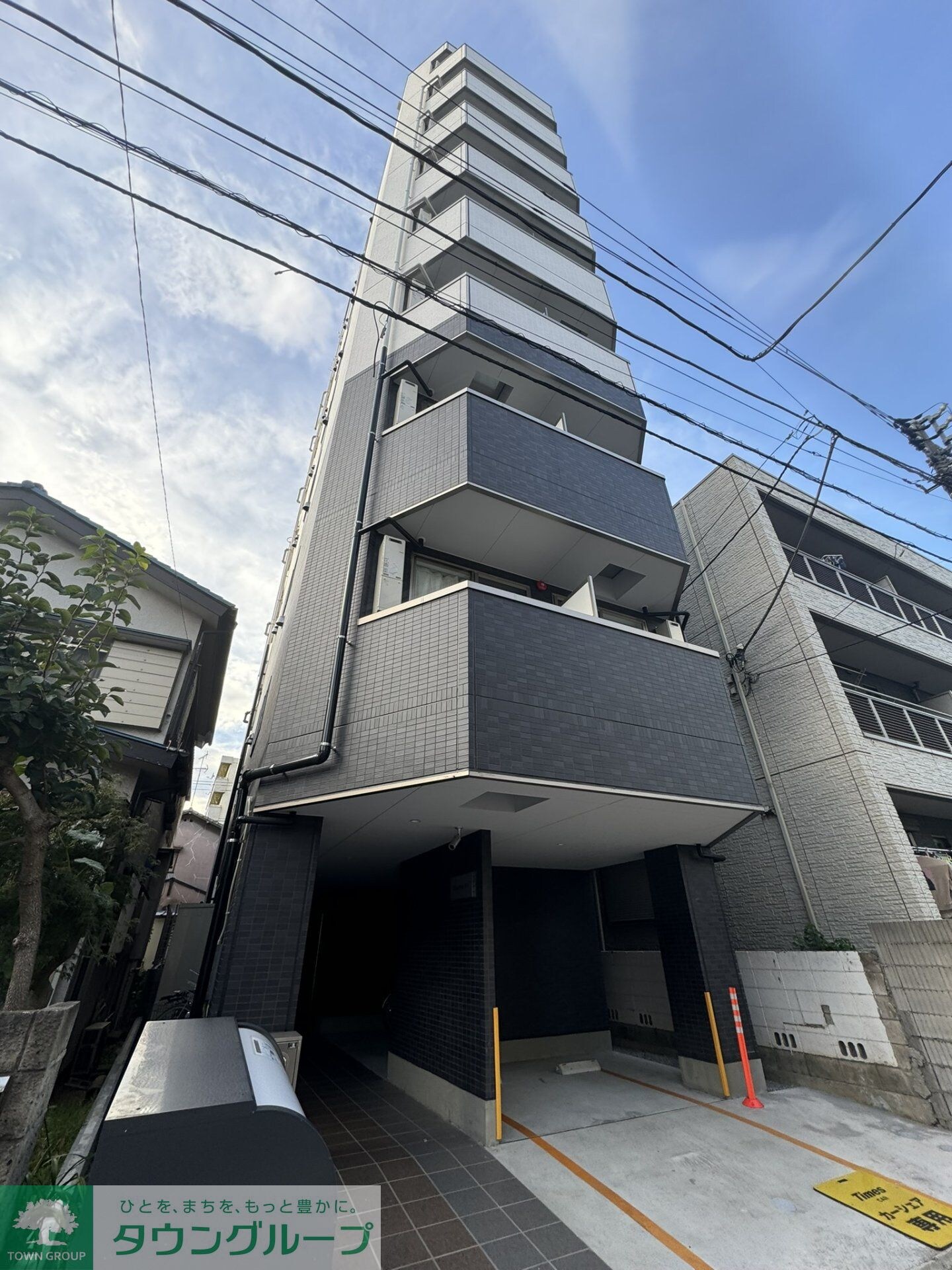 トスティナ新宿の物件外観写真