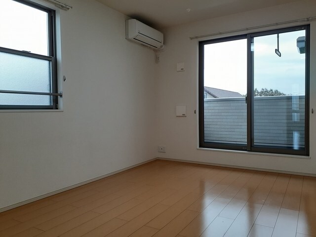 ウィスティリアの物件内観写真