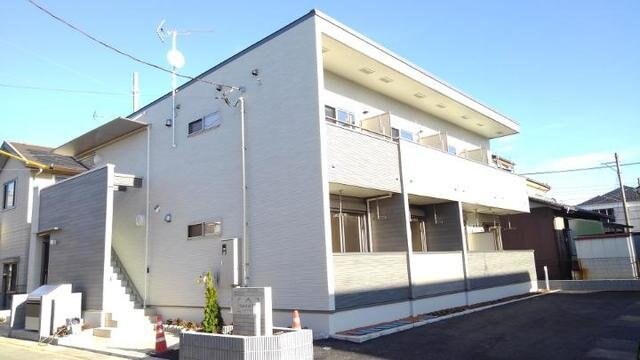 シャン・ド・フルールの物件外観写真