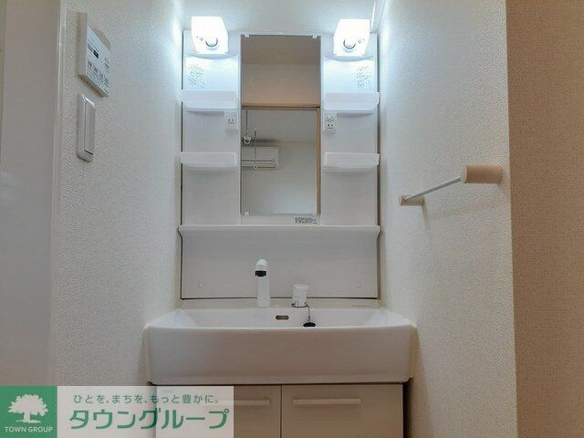 ウィスティリアの物件内観写真