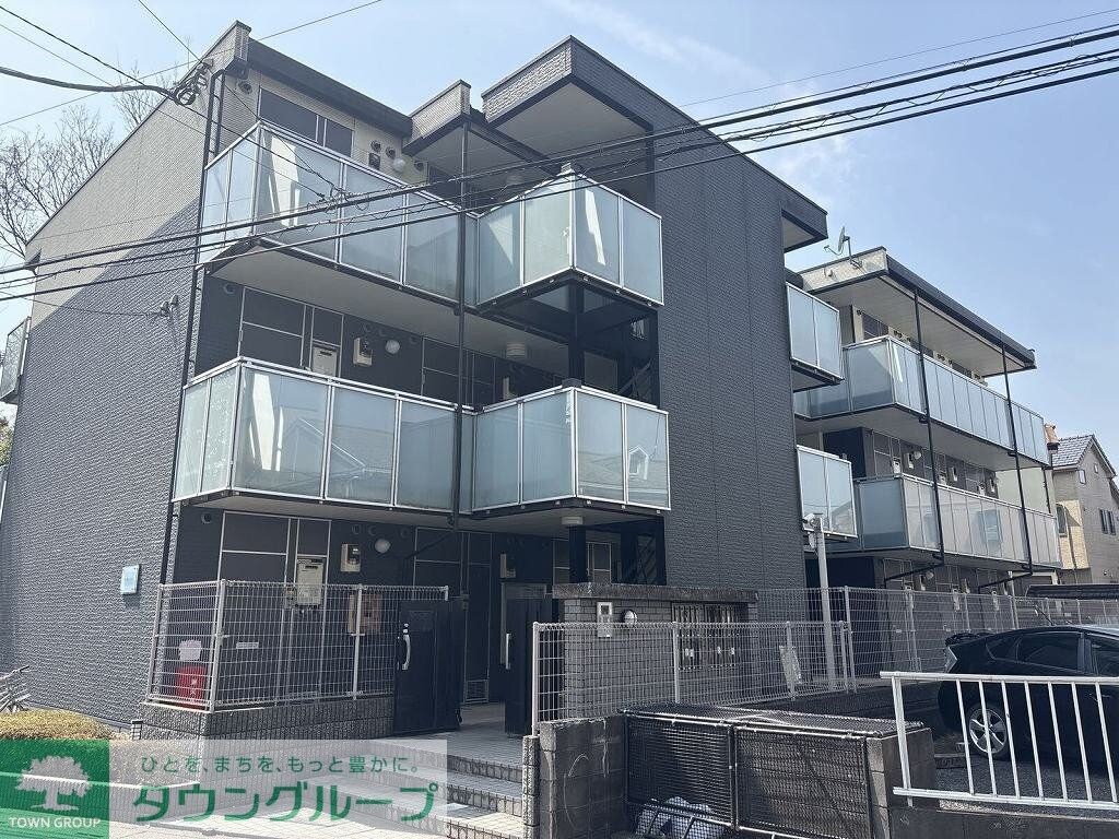 レオパレスラグレージュの物件外観写真