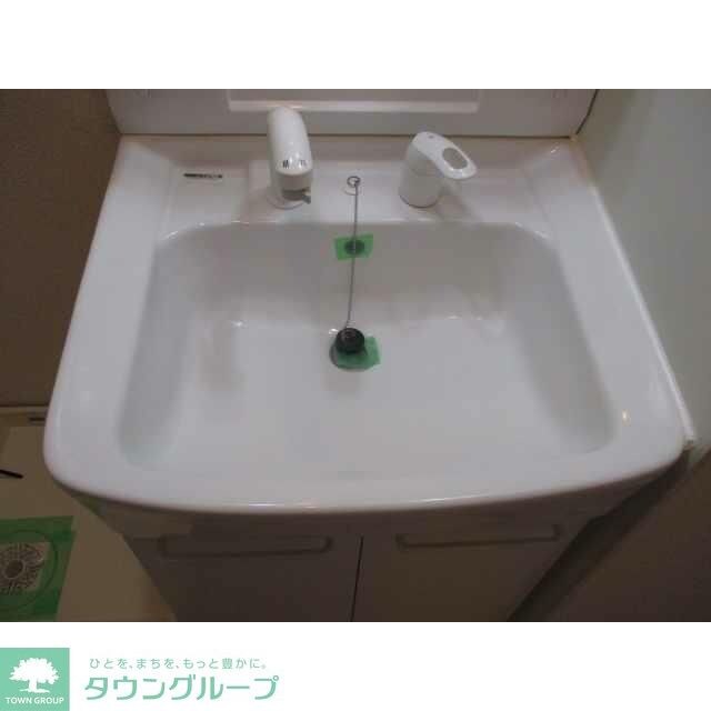 メゾン・シャルルーズの物件内観写真