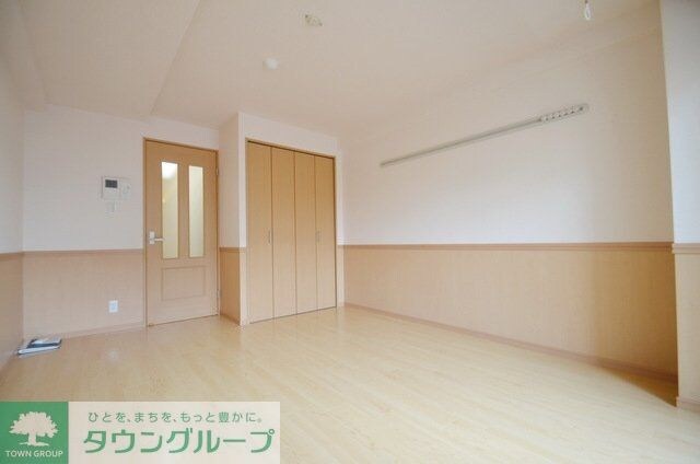 ウィスタリアの物件内観写真