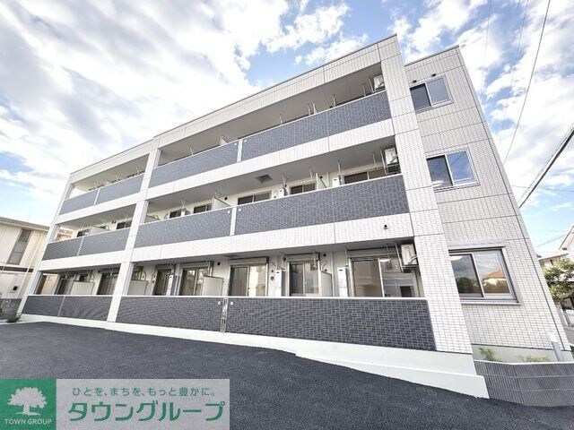 Luminous coatの物件外観写真