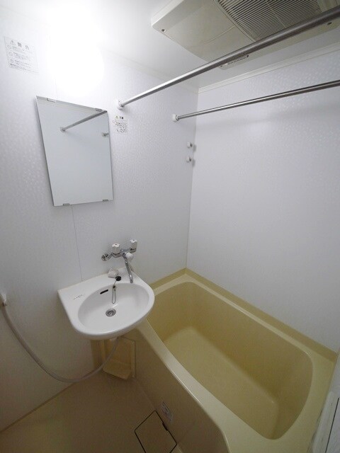 アストリア鶴見の物件内観写真