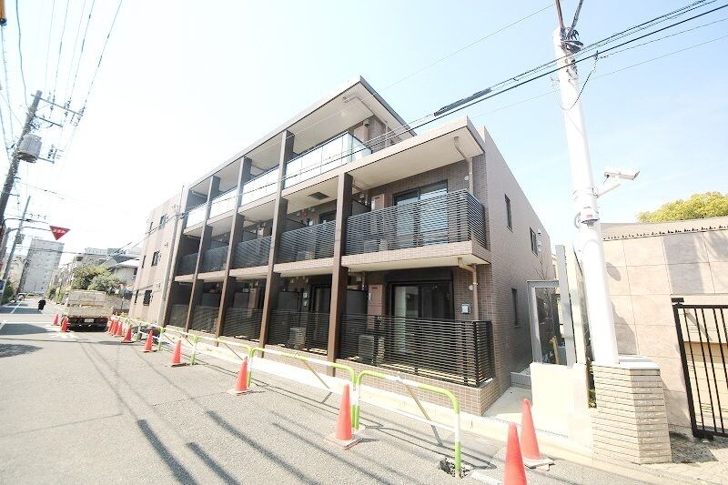 ルーチェ六義園の物件外観写真