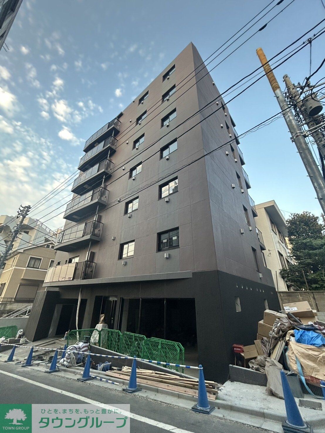 サントゥール駒込の物件外観写真