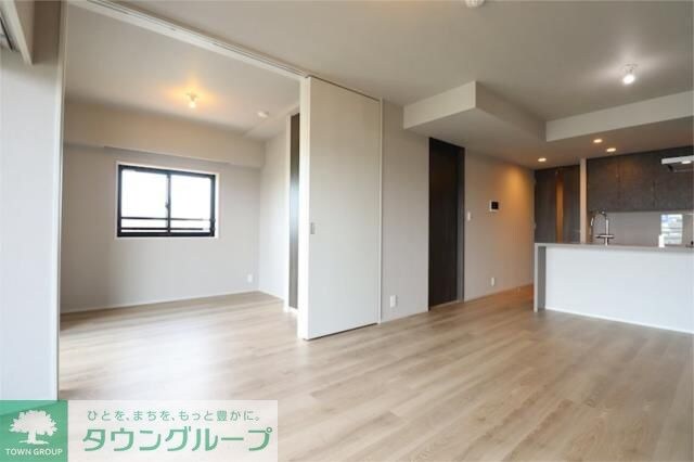 ジェノヴィア赤羽の物件内観写真