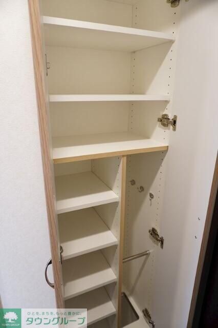 ルーブル西高島平の物件内観写真