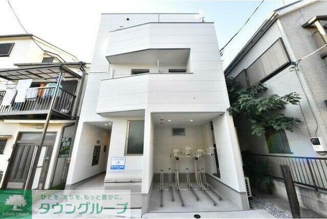 セレブラーレ町屋の物件外観写真