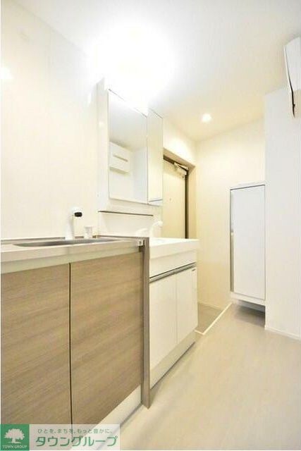 セレブラーレ町屋の物件内観写真