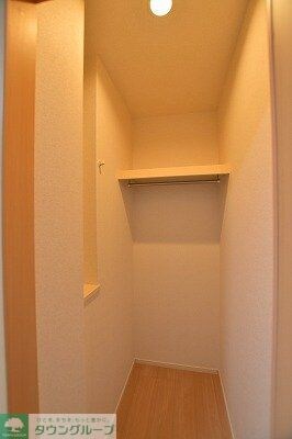 マーレーモンティーVIの物件内観写真