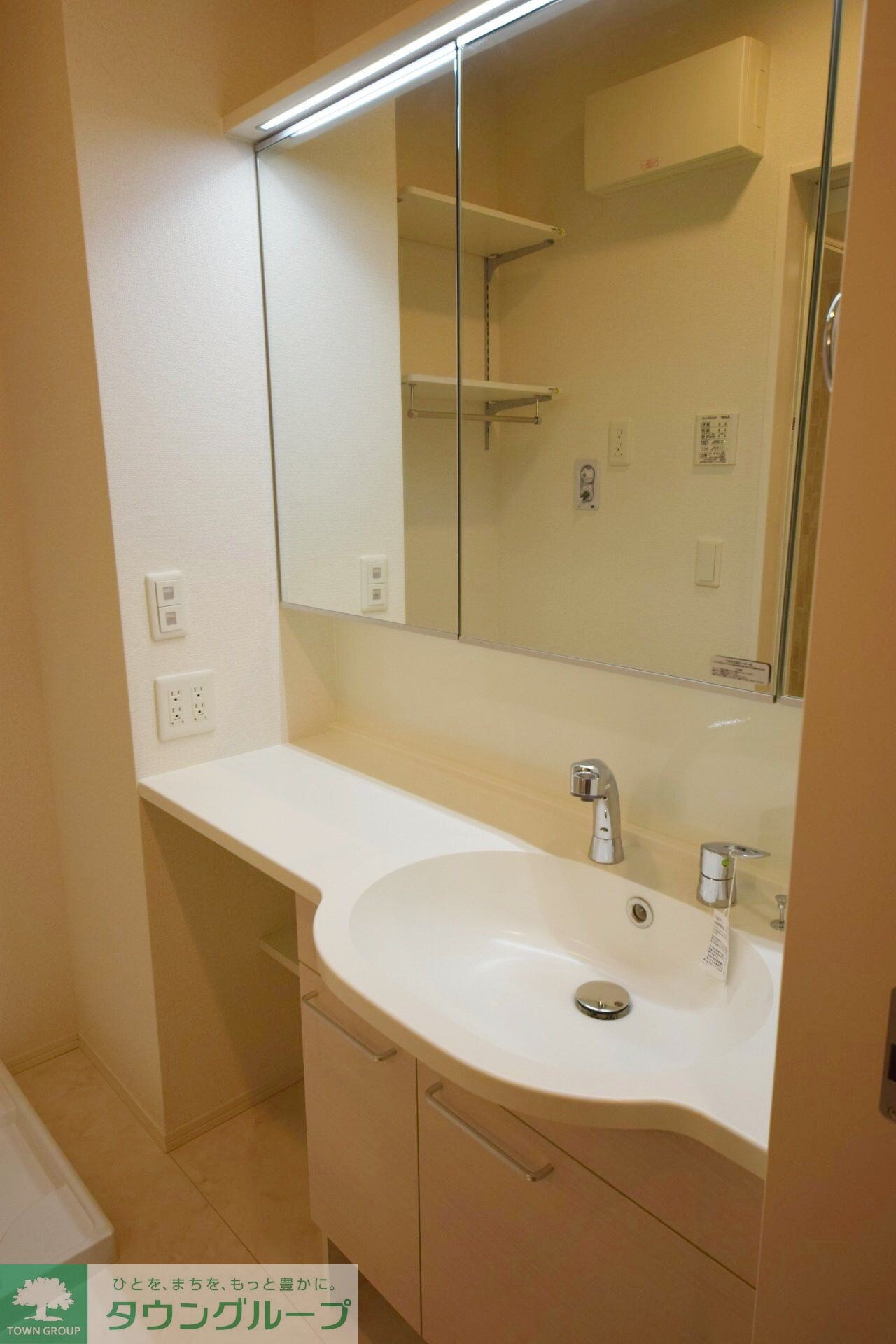 アヴァンス東日暮里の物件内観写真