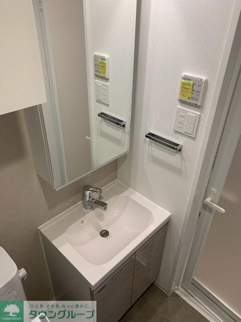 グランドコンシェルジュ池袋本町イーストの物件内観写真