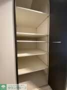 アン・ボルヌの物件内観写真