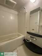 アン・ボルヌの物件内観写真