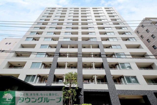 メゾンカルム本郷の物件外観写真