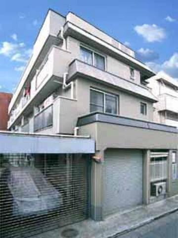 レオパレス新宿A館の物件外観写真