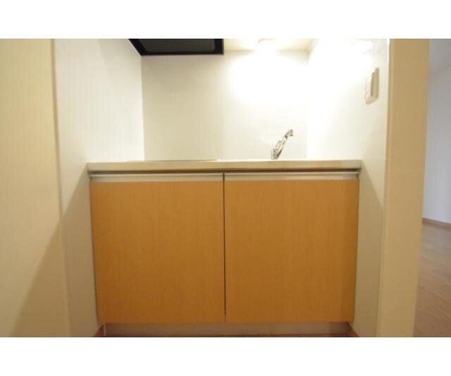 北新宿2-5-33の物件内観写真