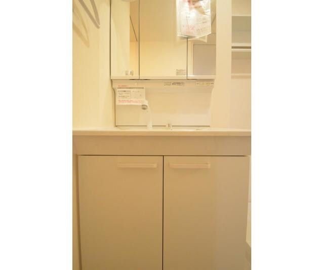 北新宿2-5-33の物件内観写真