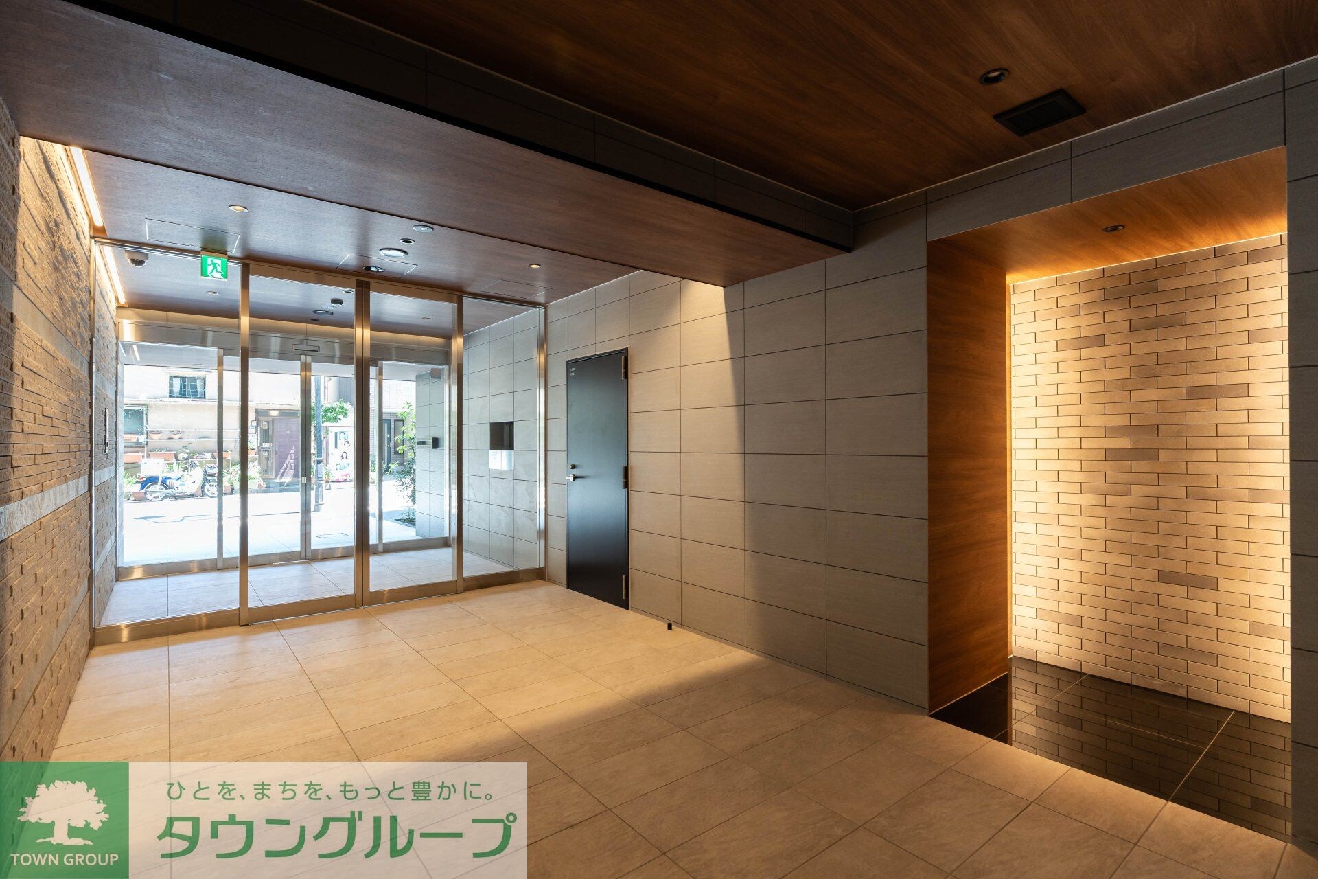 コンフォリア・リヴ北新宿の物件内観写真