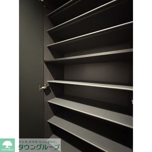 グローリオシェルト四谷坂町の物件内観写真