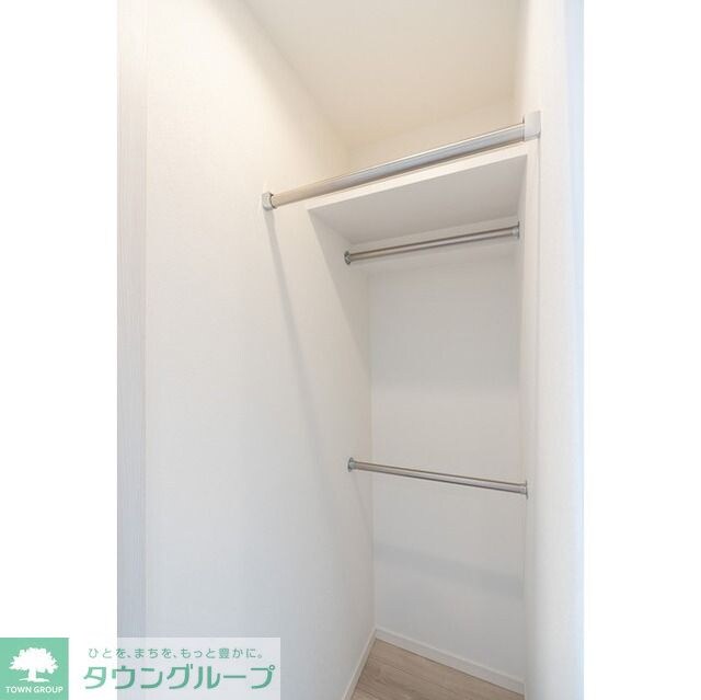 コンフォリア・リヴ新中野SOUTHの物件内観写真