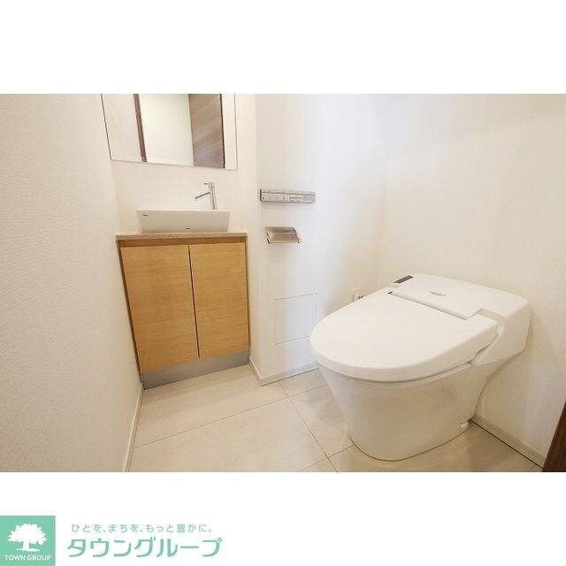 コンフォリア新宿イーストサイドタワーアネックスの物件内観写真