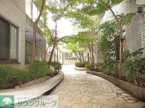 ロイヤルシーズン新宿柏木の物件内観写真